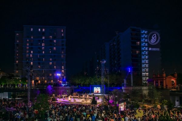 80 Kamyar at Grand Performances 2022