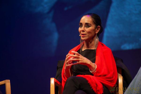 conversation neshat azari namjoo 033