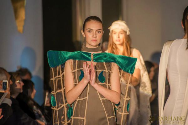 jila atelier iranian cultural runway 075