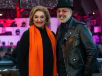 googoosh at the hollywood bowl 067