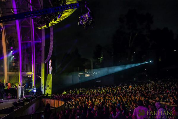googoosh at the hollywood bowl 110