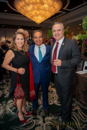 Farhang s 9th Annual Fundraising Gala 051