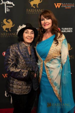On The Red Carpet   Farhang Gala 014