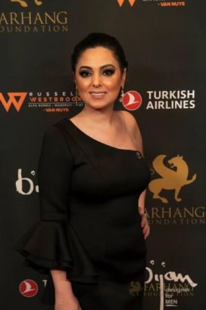 On The Red Carpet   Farhang Gala 019