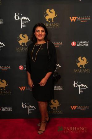 On The Red Carpet   Farhang Gala 042