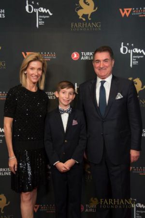 On The Red Carpet   Farhang Gala 074