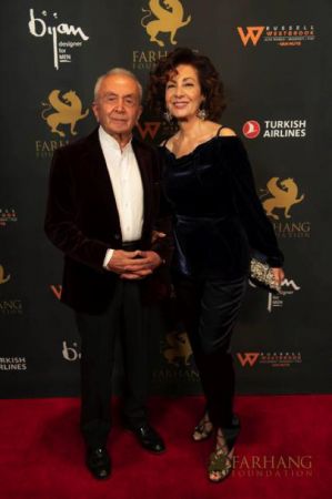 On The Red Carpet   Farhang Gala 075