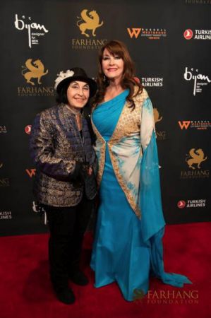 On The Red Carpet   Farhang Gala 106