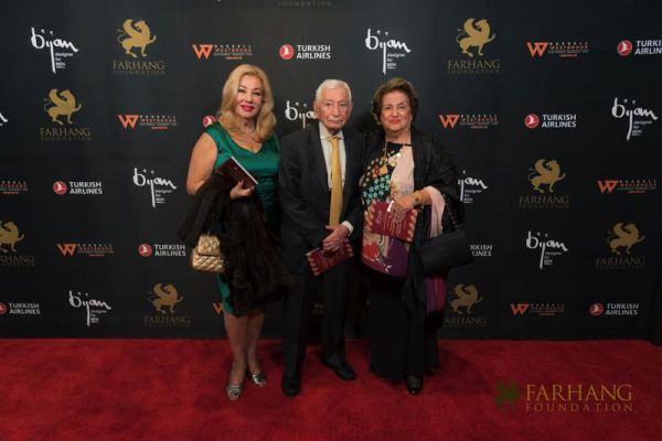 On The Red Carpet   Farhang Gala 123