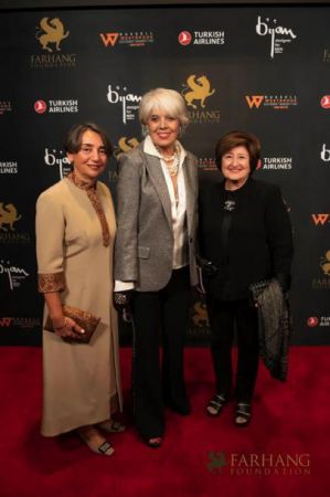 On The Red Carpet   Farhang Gala 134