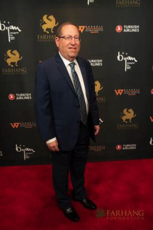 On The Red Carpet   Farhang Gala 160