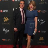 On The Red Carpet   Farhang Gala 180