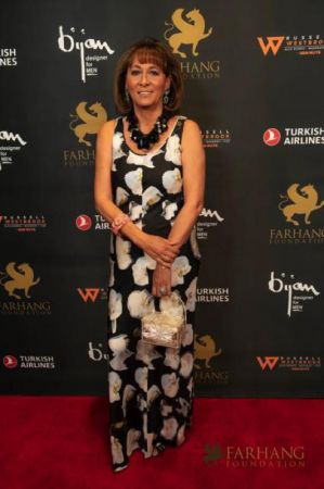 On The Red Carpet   Farhang Gala 183