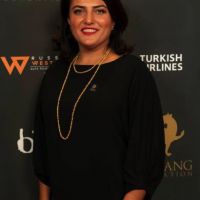 On The Red Carpet   Farhang Gala 200