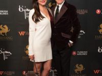 On The Red Carpet   Farhang Gala 204