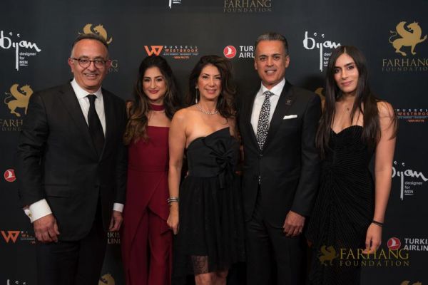 On The Red Carpet   Farhang Gala 218