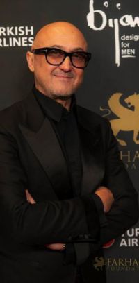 On The Red Carpet   Farhang Gala 236